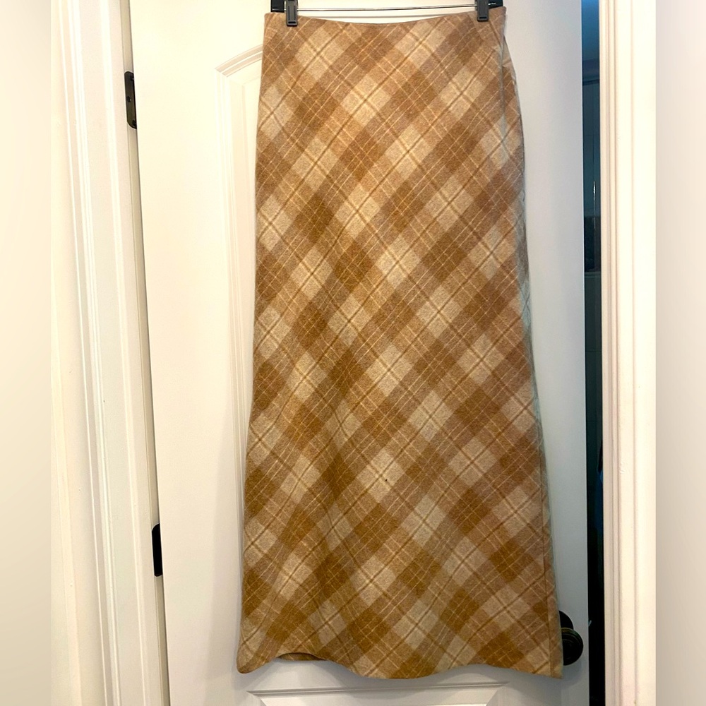 Plaid skirt